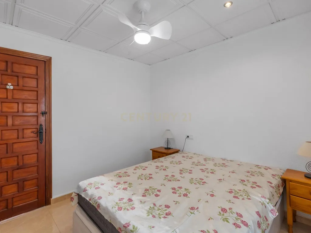 Luminoso Appartamento con Terrazza a Sud in Vendita – La Torreta, Torrevieja