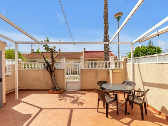 Appartement Lumineux avec Terrasse Sud à Vendre – La Torreta, Torrevieja