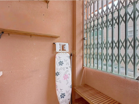 Bright & Spacious Apartment for Sale in a Quiet, Central Location