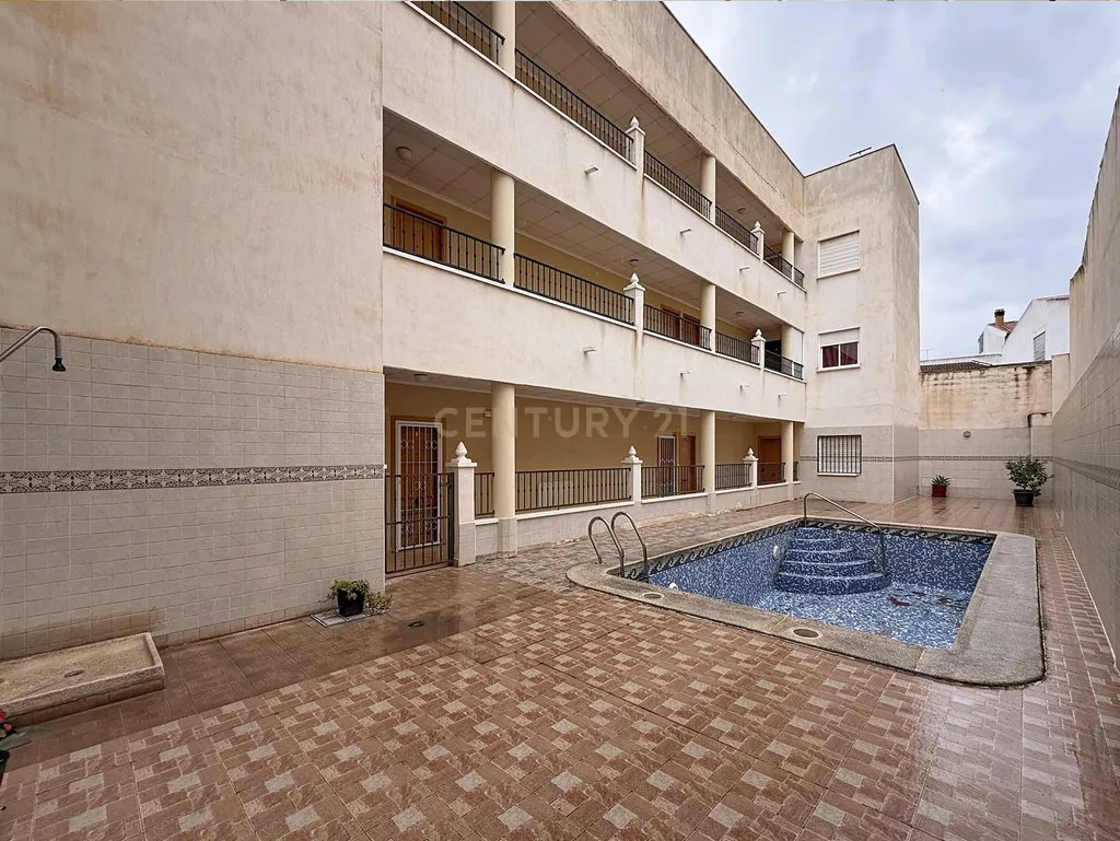 Bright & Spacious Apartment for Sale in a Quiet, Central Location
