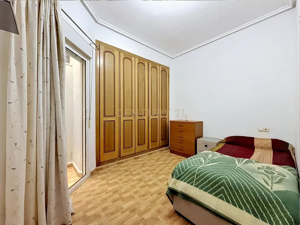 Bright & Spacious Apartment for Sale in a Quiet, Central Location