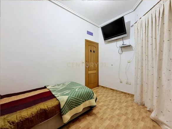 Bright & Spacious Apartment for Sale in a Quiet, Central Location