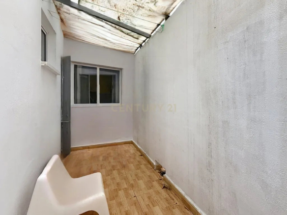 Bright & Spacious Apartment for Sale in a Quiet, Central Location