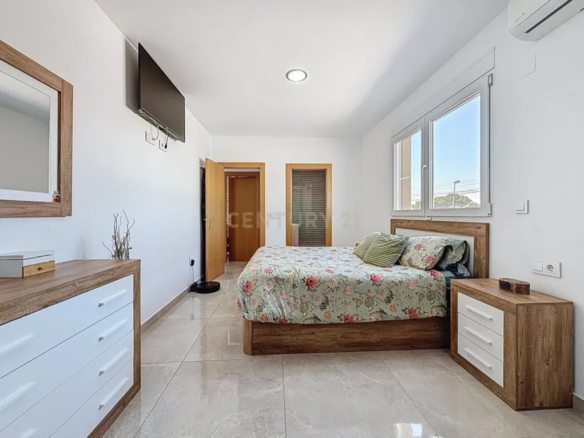 Splendida Villa con 5 Camere e Piscina Privata in Vendita a Los Balcones, Torrevieja