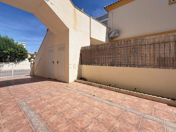Charming Corner Ground Floor Apartment for Sale in Orihuela Costa