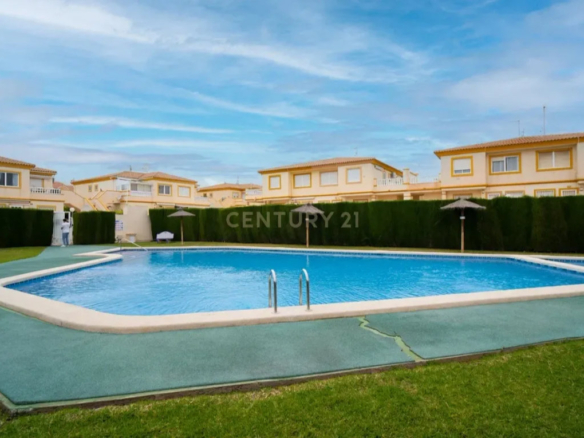 Charming Corner Ground Floor Apartment for Sale in Orihuela Costa