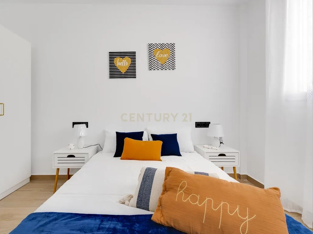 Exclusive Turnkey Luxury Villa for Sale in Aguas Nuevas, Torrevieja