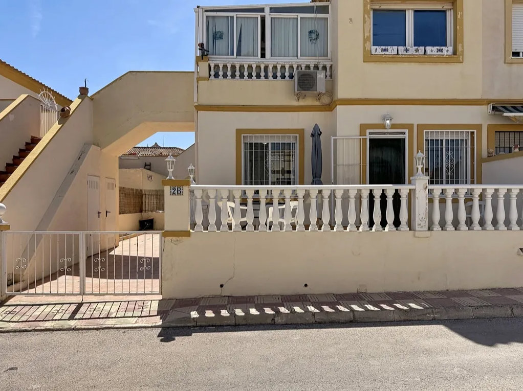 Charming Corner Ground Floor Apartment for Sale in Orihuela Costa