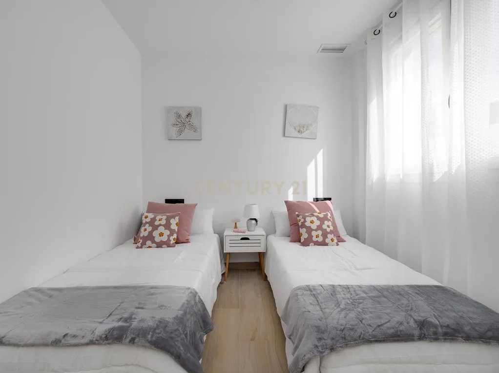 Exclusive Turnkey Luxury Villa for Sale in Aguas Nuevas, Torrevieja