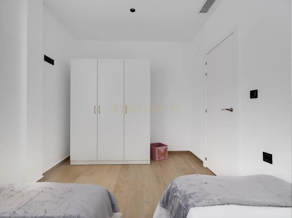 Exclusive Turnkey Luxury Villa for Sale in Aguas Nuevas, Torrevieja