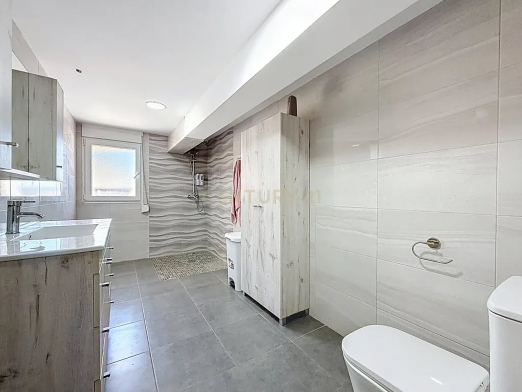 Splendida Villa con 5 Camere e Piscina Privata in Vendita a Los Balcones, Torrevieja