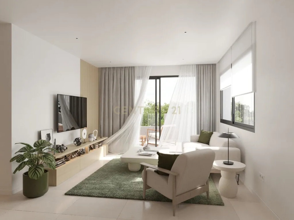 Modern Ground Floor Apartment in Luxury Torrevieja Complex