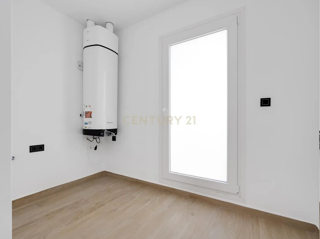 Exclusive Turnkey Luxury Villa for Sale in Aguas Nuevas, Torrevieja