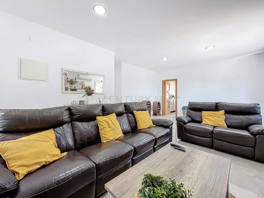 Splendida Villa con 5 Camere e Piscina Privata in Vendita a Los Balcones, Torrevieja