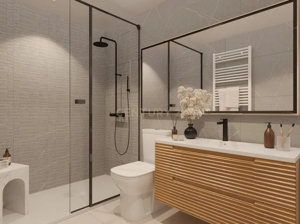 Modern Ground Floor Apartment in Luxury Torrevieja Complex