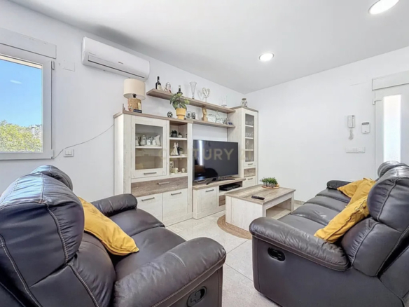 Splendida Villa con 5 Camere e Piscina Privata in Vendita a Los Balcones, Torrevieja