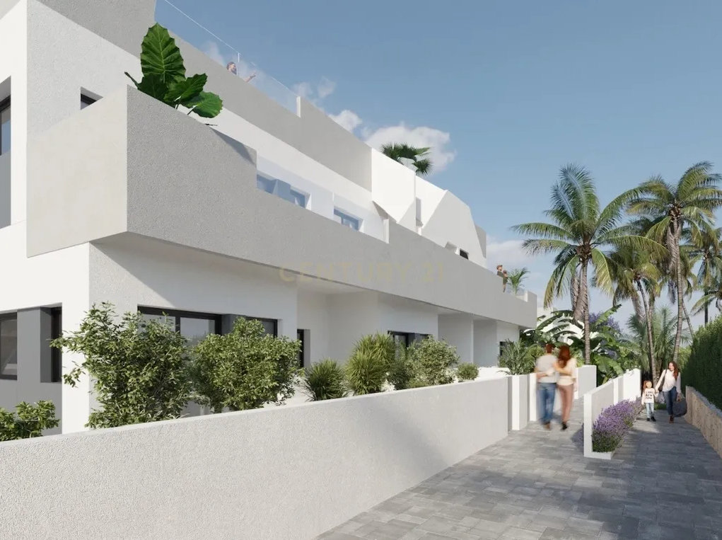 Modern Ground Floor Apartment in Luxury Torrevieja Complex