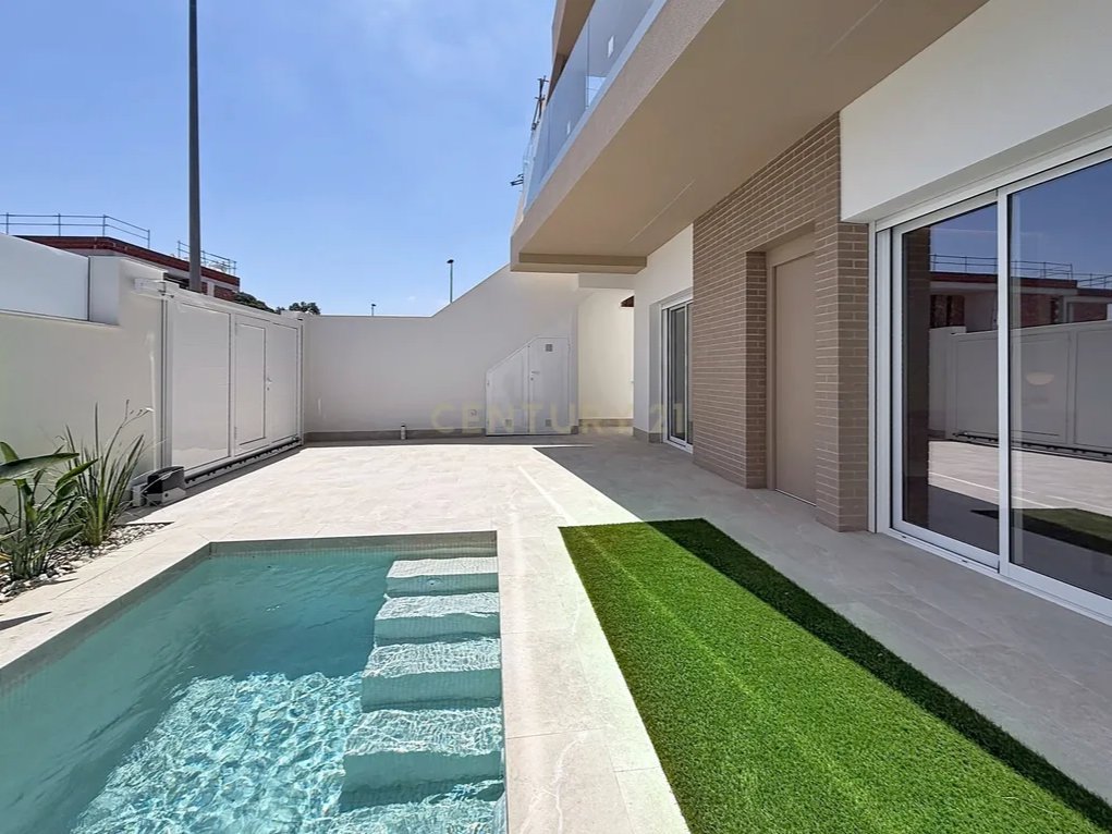 Exclusive New Build Properties for Sale in Santiago de la Ribera – San Javier