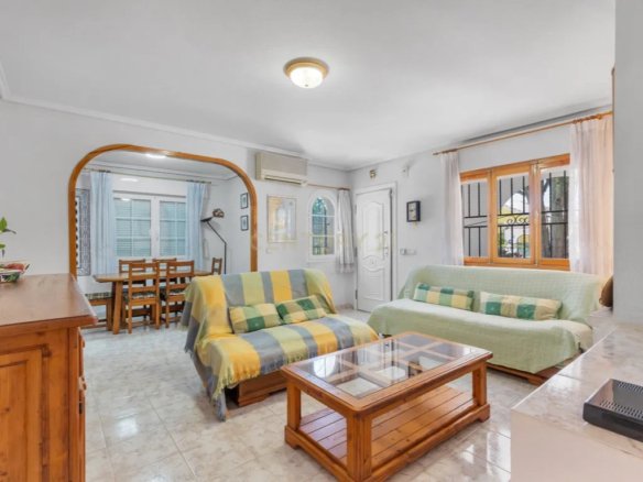 Exquisite 3-Bedroom Coastal Villa with Private Pool Near Las Salinas Beach