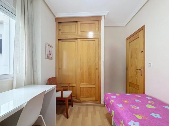 Prime Central Torrevieja Living | Expansive 3-Bedroom Residence with Private Balcony & Elevator