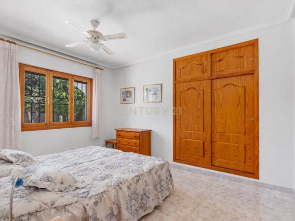 Exquisite 3-Bedroom Coastal Villa with Private Pool Near Las Salinas Beach