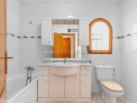 Exquisite 3-Bedroom Coastal Villa with Private Pool Near Las Salinas Beach