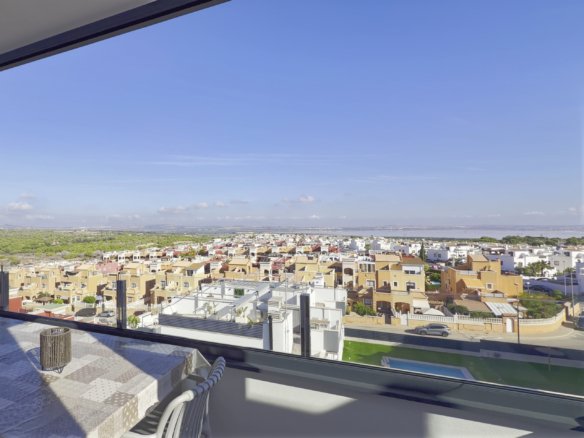 Luxuriöses Modernes Duplex-Penthouse mit Panoramablick in Los Altos, Orihuela Costa